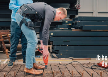 Mensen slijten door fysiek werk. Dat kunnen we veranderen met exoskelet!