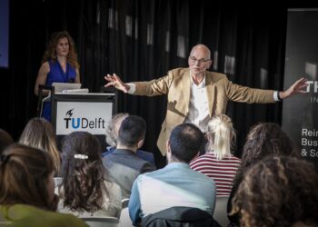 Prof. dr. ir. Hennes de Ridder partner R&D bij Holland Dynamics BV