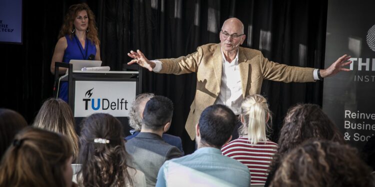 Prof. dr. ir. Hennes de Ridder partner R&D bij Holland Dynamics BV